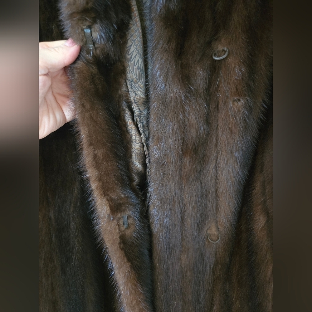 Vintage Female Mink Fur Coat – Luxury Piece, Exceptional Quality, Ptp 21'' - Picture 9 of 16